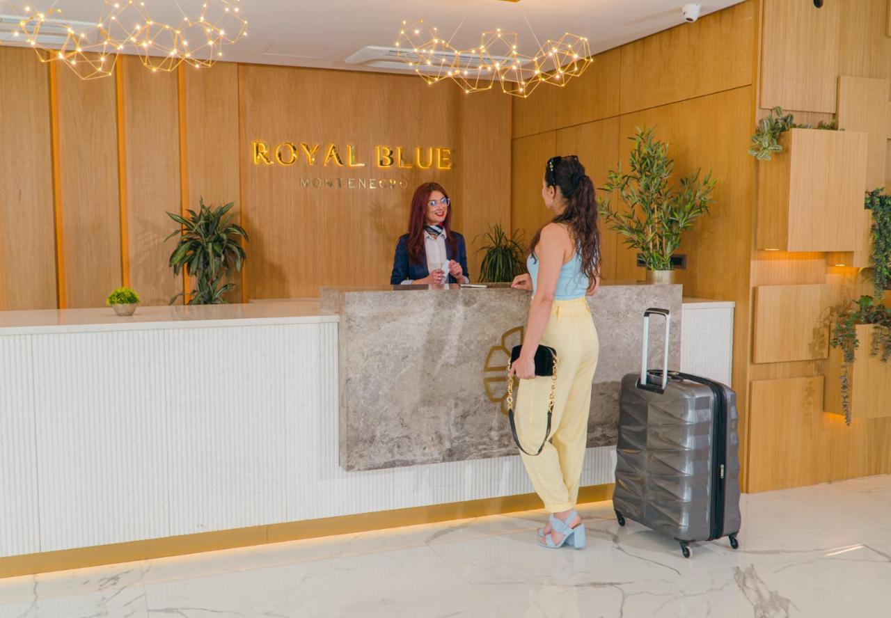 Royal Blue Resort & Residences Tivat Extérieur photo